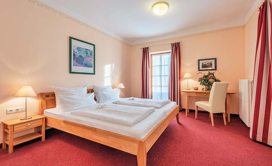 Zimmer 14, Anton Braith, Junior Suite