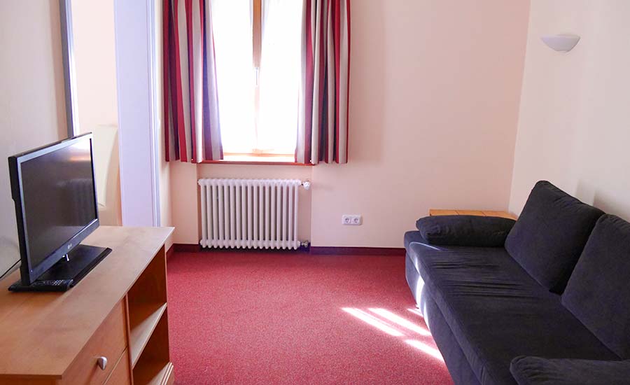 Zimmer 14, Anton Braith, Junior Suite