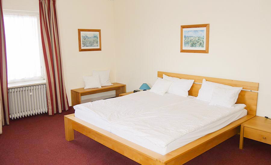Zimmer 4, Karl Kaspar, Doppelzimmer mit Zustellbett
