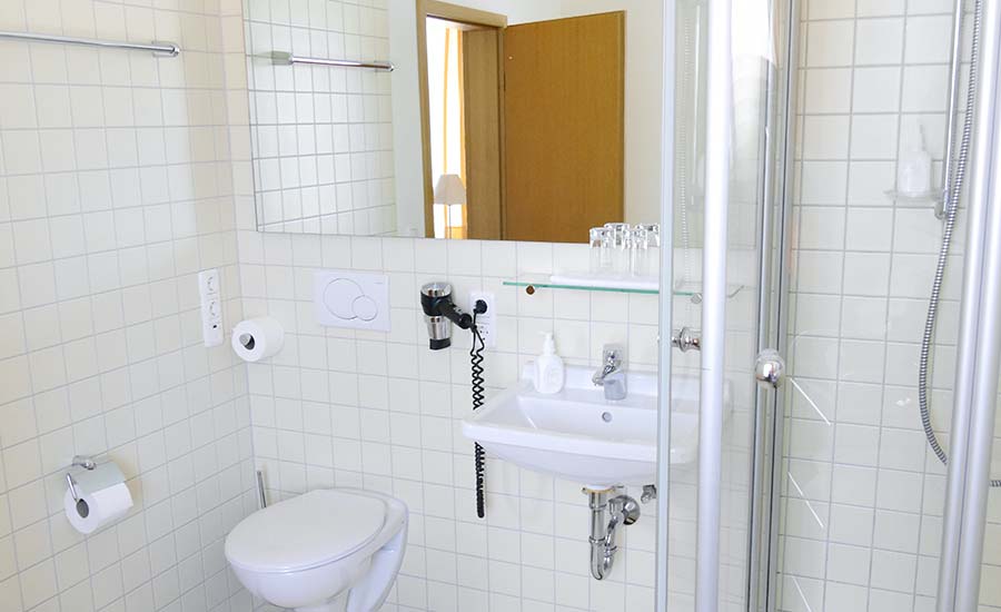 Zimmer 6, Friedrick Doltz, Doppelzimmer