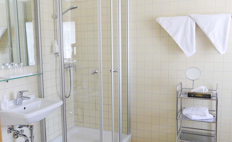 Zimmer 6, Friedrick Doltz, Doppelzimmer